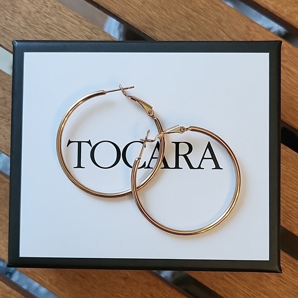 Tocara Rose Gold Hoop Earrings Riley